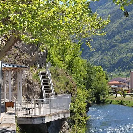 Confort 09 Ou Hc-09 2* Tarascon-sur-Ariege
