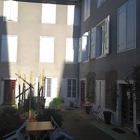 Hotel Confort 09 Ou Hc-09 Tarascon-sur-Ariege