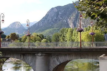 Confort 09 Ou Hc-09 Tarascon-sur-Ariege
