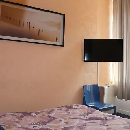 Отель Confort 09 Ou Hc-09 2*