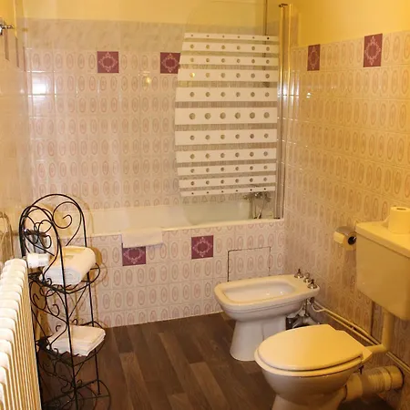 Hotell Confort 09 Ou Hc-09 Tarascon-sur-Ariège